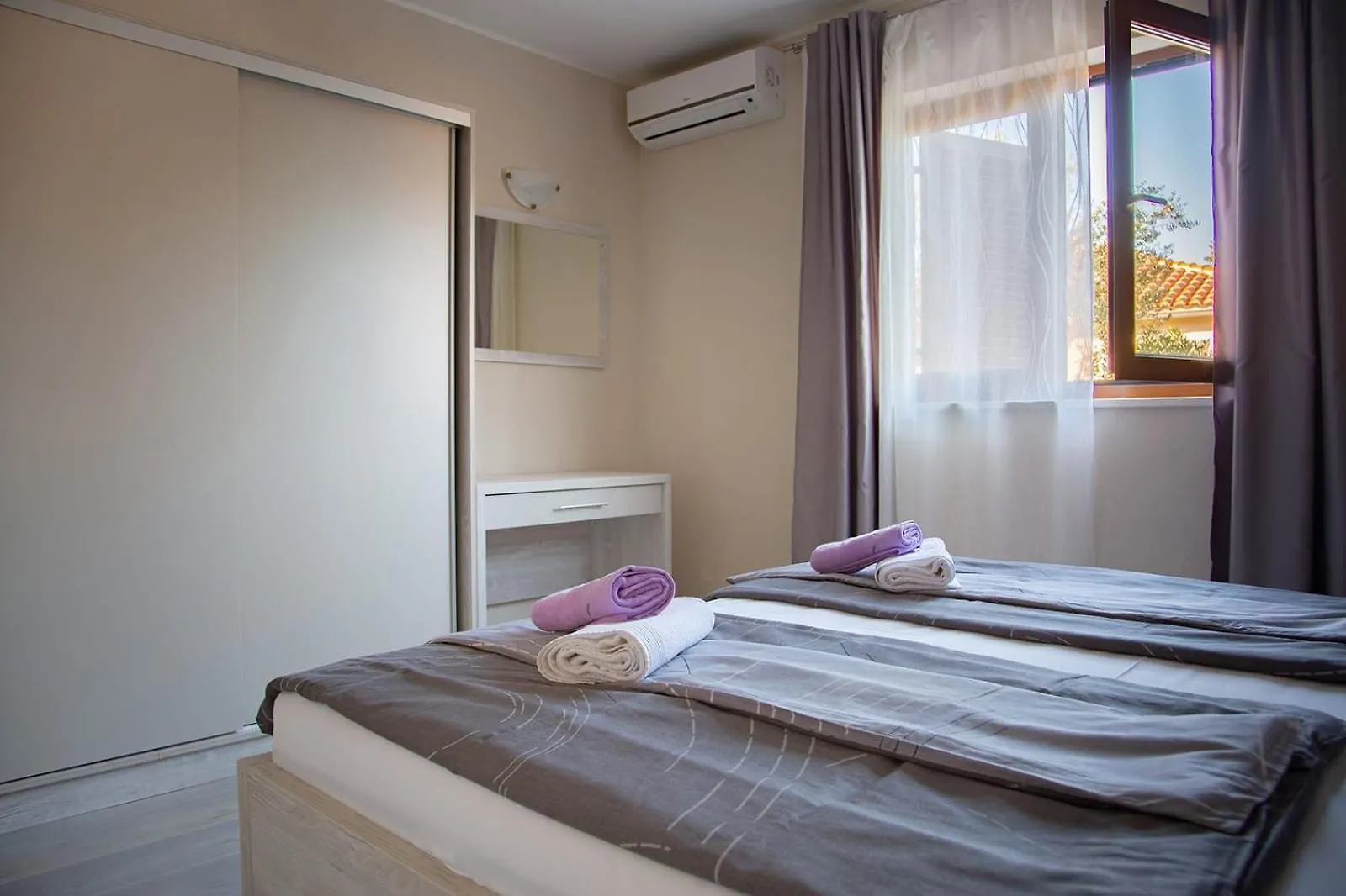 Apartmani Dolores Barbat na Rabu 0*,  Croatia